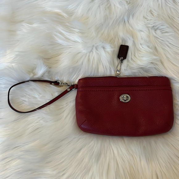 Coach Wristlet Red Pebble Leather NWOT - Picture 5 of 5
